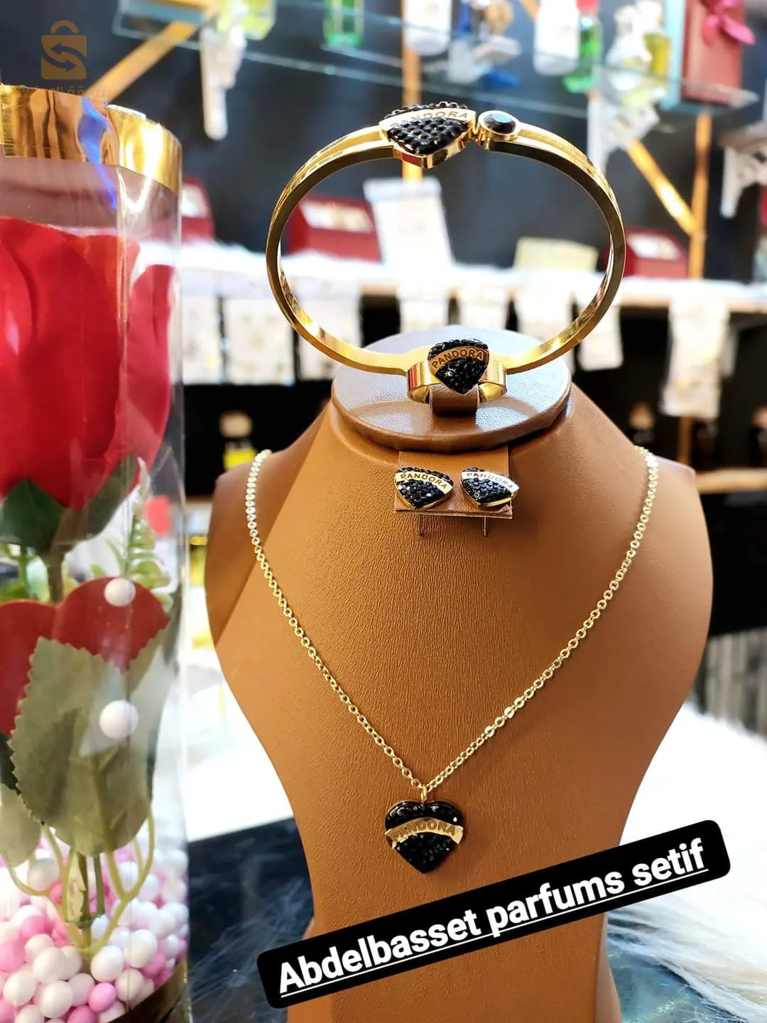 إكسسوارات نسائية