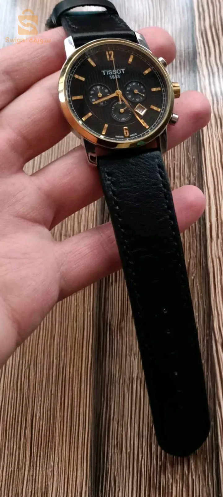 À vendre très belle montre Tissot original chronographe
Bracelet en cuir refait a les norme Bon Etat