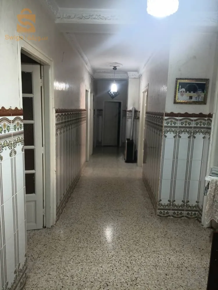 عرض للبيع