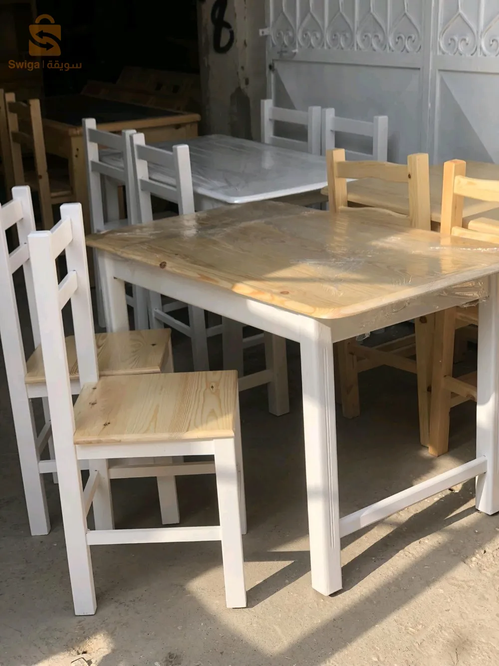 طاولات المطبخ بأسعار مغرية