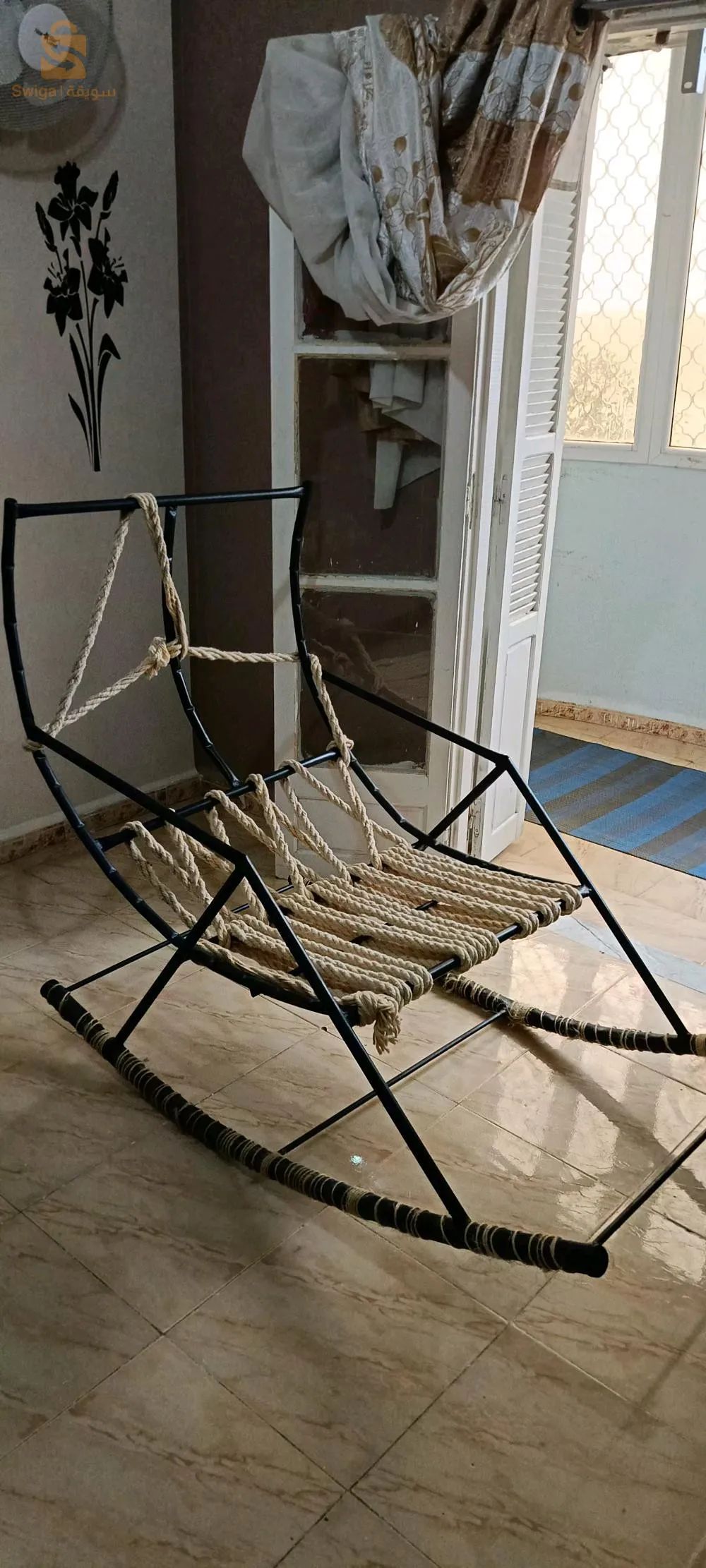 650 فارغ بلا حبل بلا ماطلة  
750 بالحبل فقط 
طول 1.5 m   عرض 84 cm  ارتفاع 1.20 m