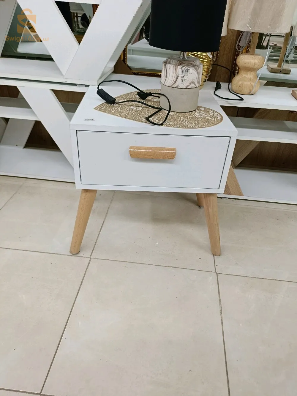 اثاث عصري