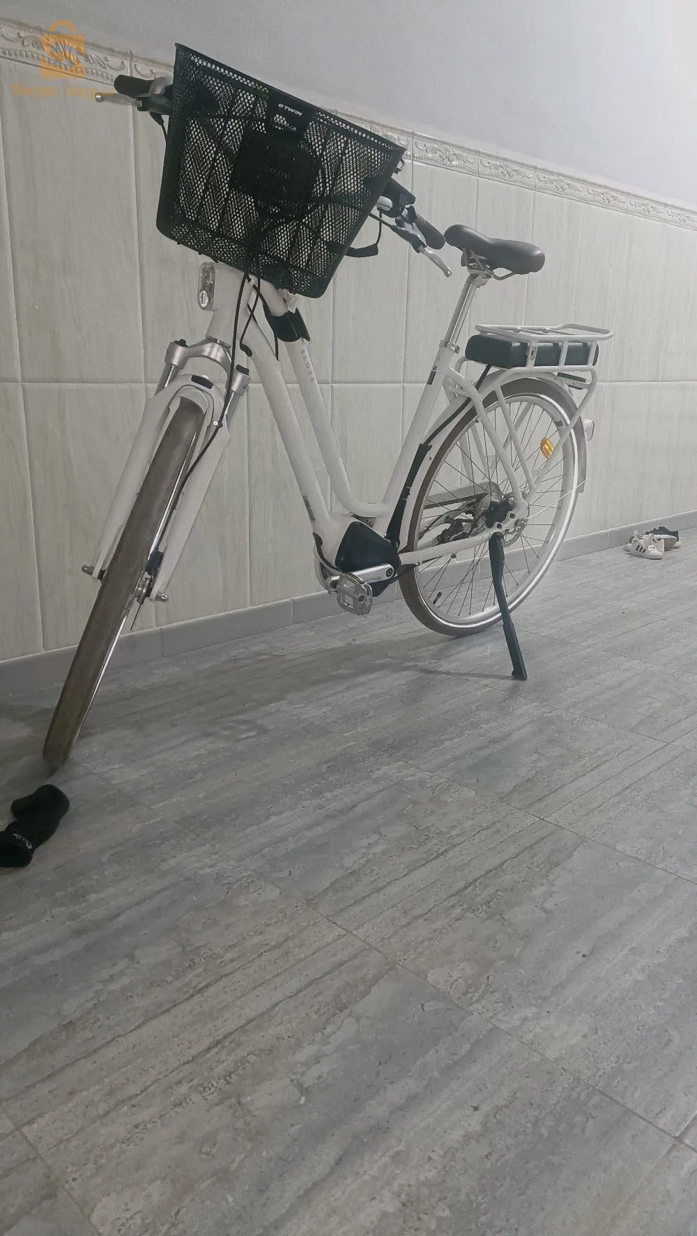 دراجة كهرباءية جديدا فيها  wifi