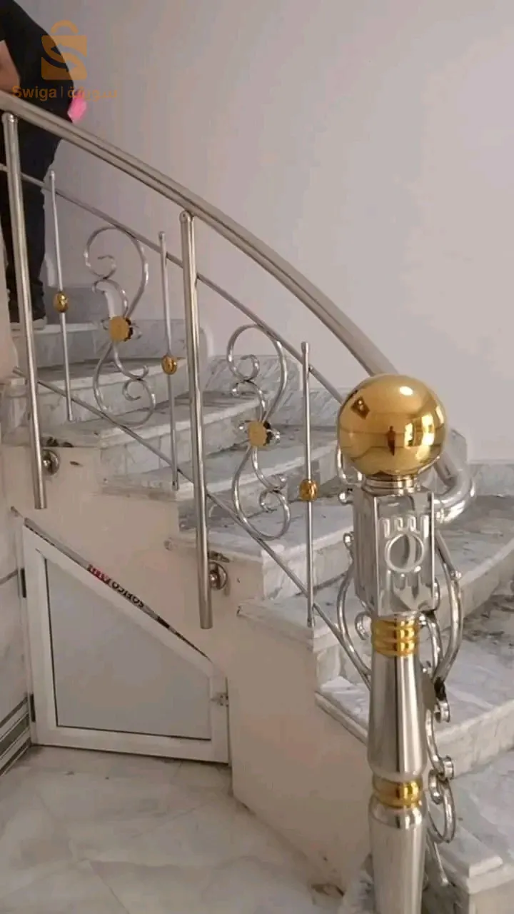 اينوكس