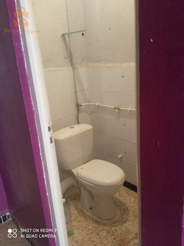 أف 3للبيع عين الترك بوزفيل الطابق الرابع
 0775262821