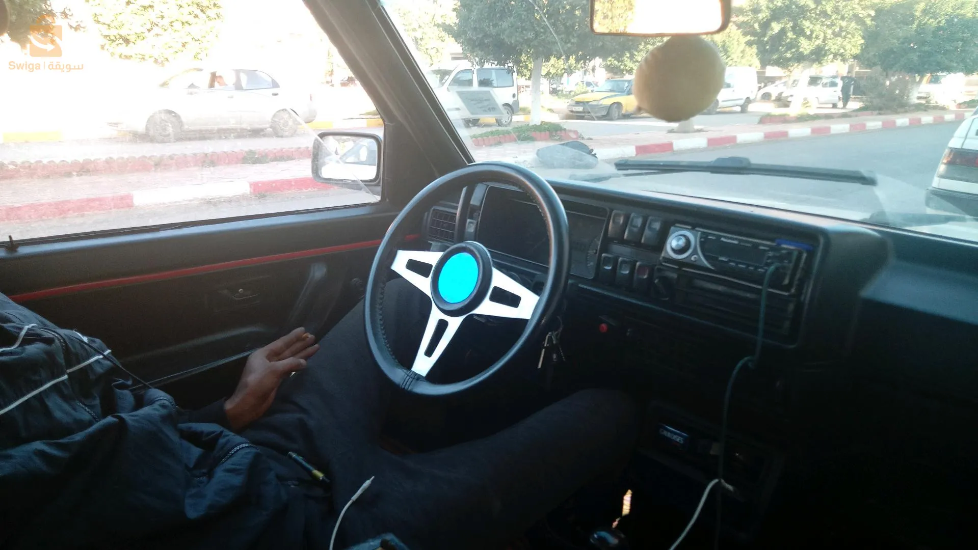 سيارة في حالة جيدة