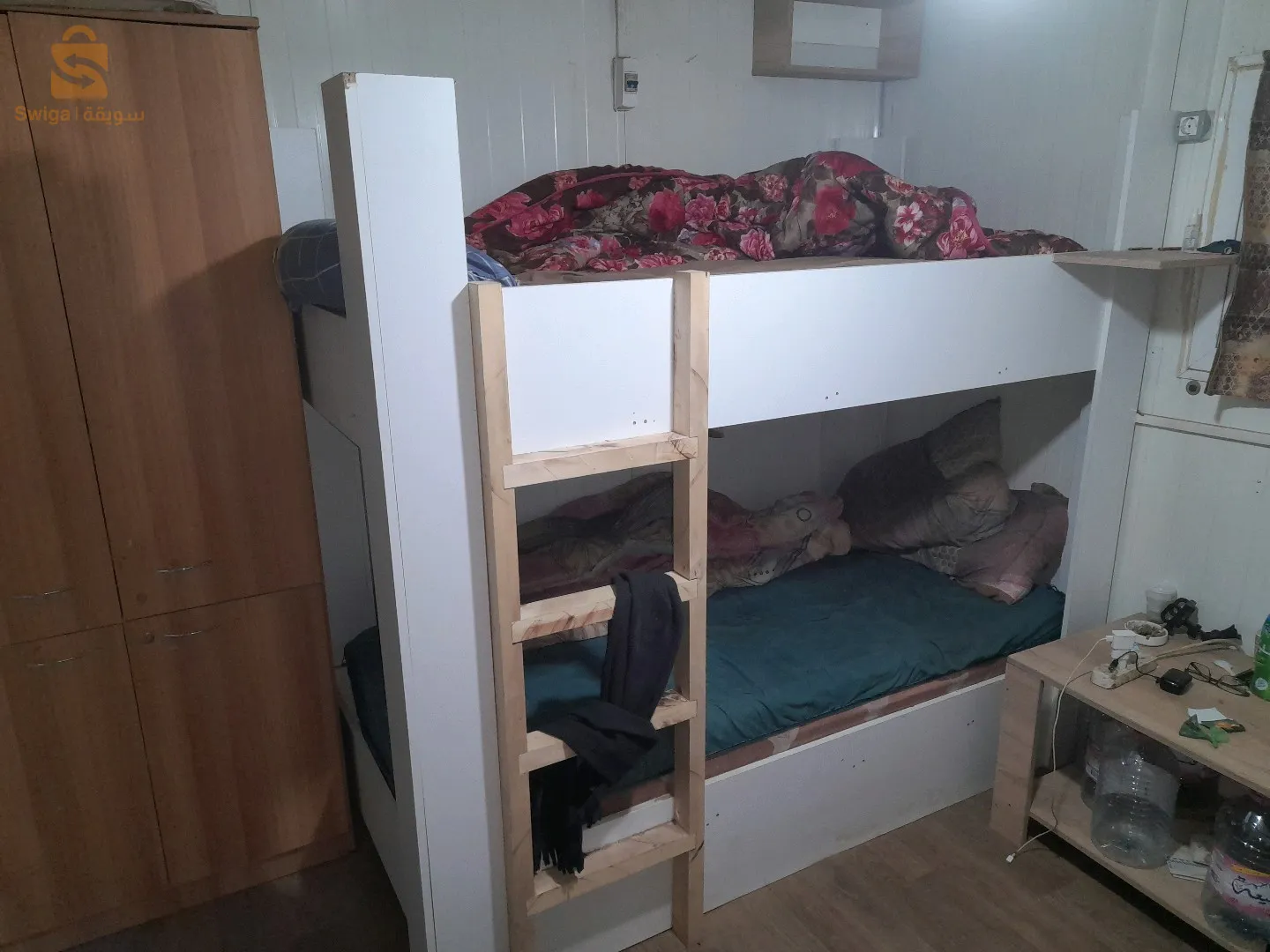 ديكورات خشبية