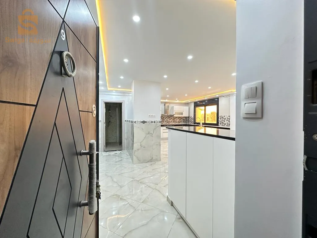 house f4