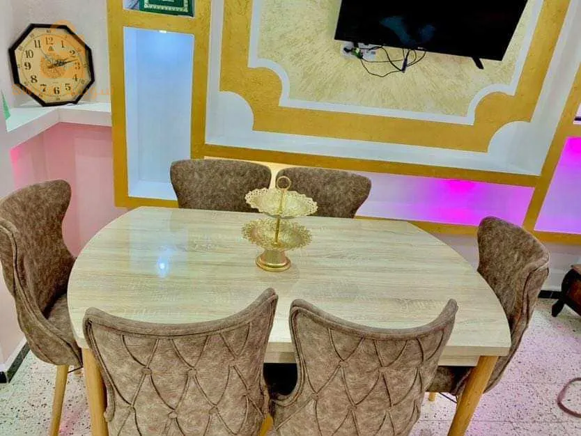 طاولات عصرية