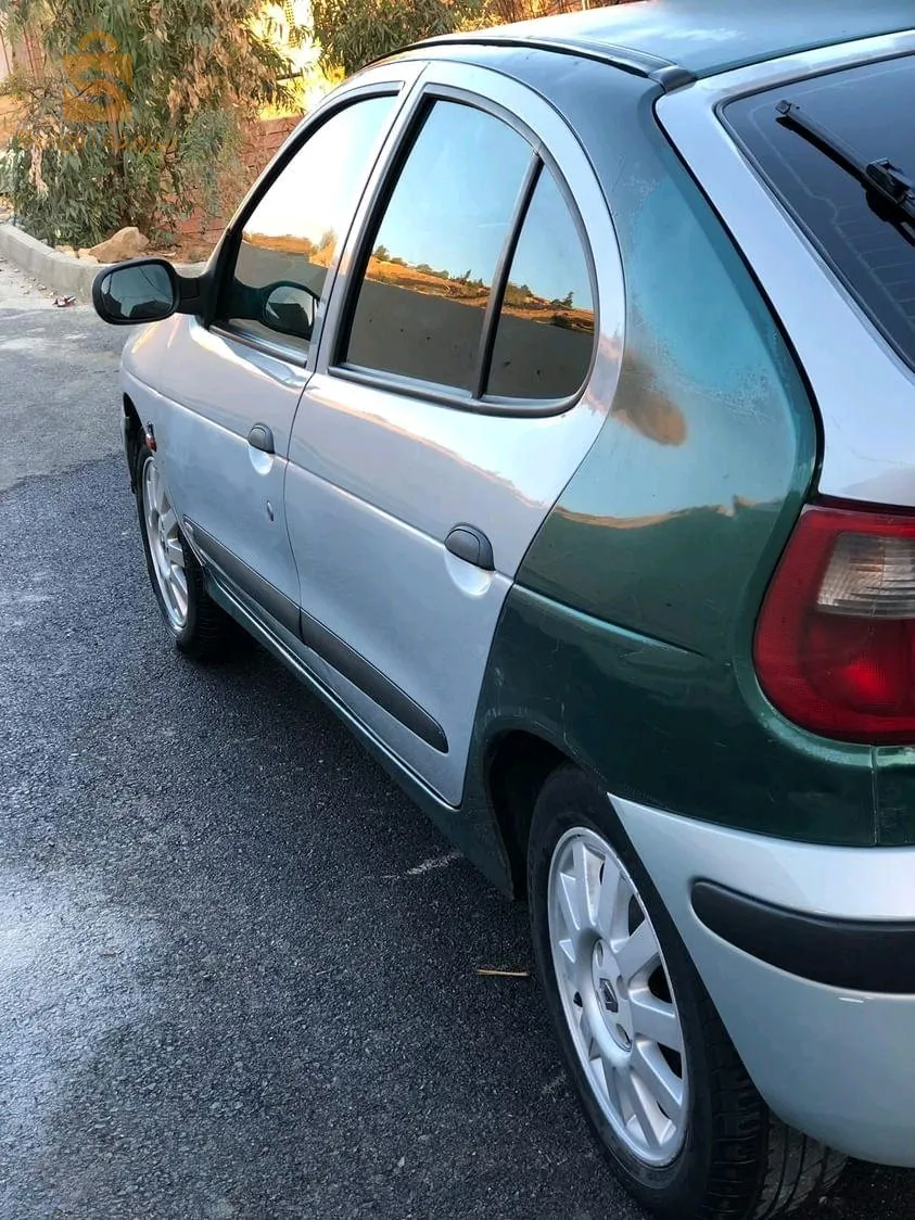 megane mlabas 2001 moteur 1.9dci i bleu