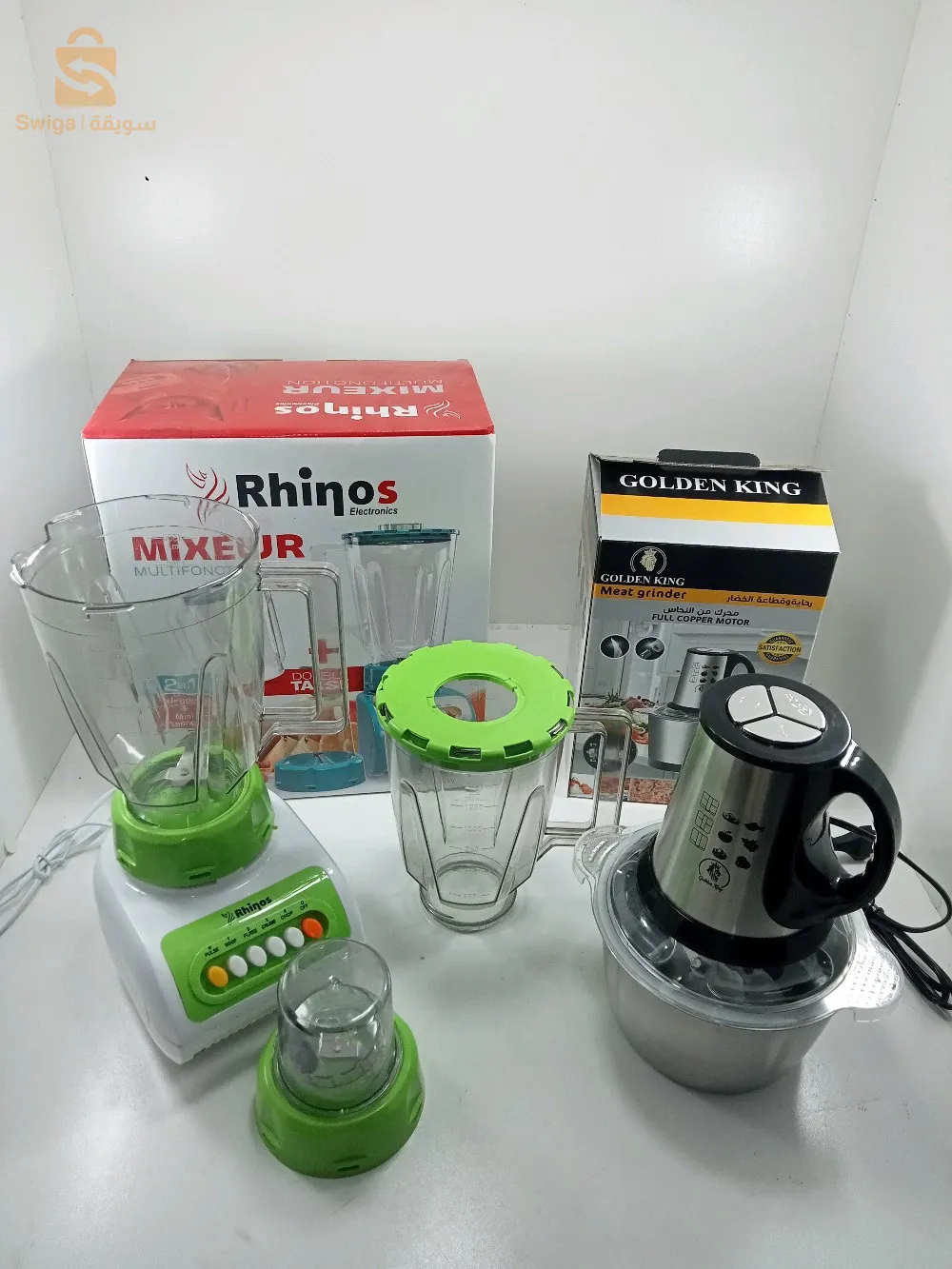 جيناكم بعرض رمضان ???? ???? باك طوب و سعر باااااطل
Mixeur blender 3en1 rihnos
يحتوي على خلاط 400واط  
4 lames inox 
ابريق كبير بسعة 1,5 لتر 
الصلبة في  
ثواني قصيرة  
مبشرة و مطحنة لطحن التوابل و المكسرات و المكونات الصلبة في ثواني قصيرة 
Hachoir Golden kitchen
Inox 
4 lammes 
5  vitesse
300 w 
سعة 2 لتر 
يساعد على تحضير الطعام 
بتقطيع كافة الخضروات و طحنها 
حتى اللحوم.
السعر 5700دج 
التوصيل متوفر لباب المنزل 💥🤯
العاصمة مجانا 💥💸
الولايات الداخليه:300دج 
الولايات الصحراوية 700دج