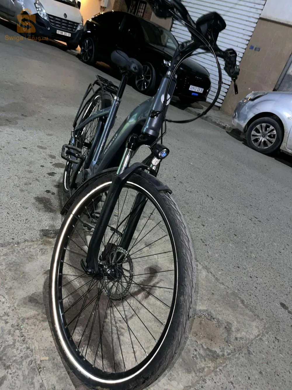 vélo de ville aeb 400