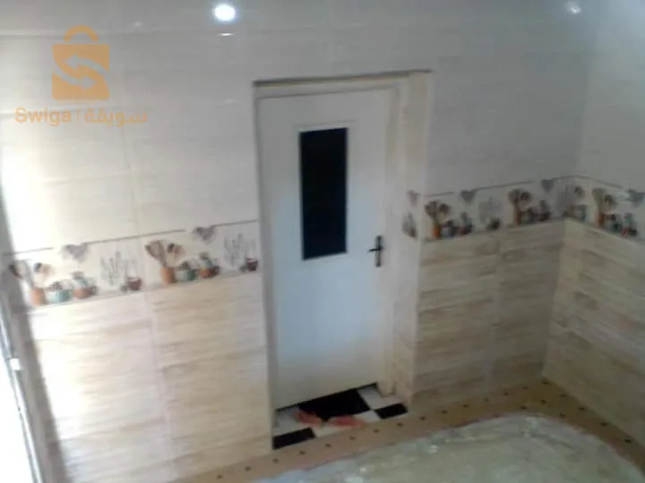 حرفي سيراميك ثقة وإتقان