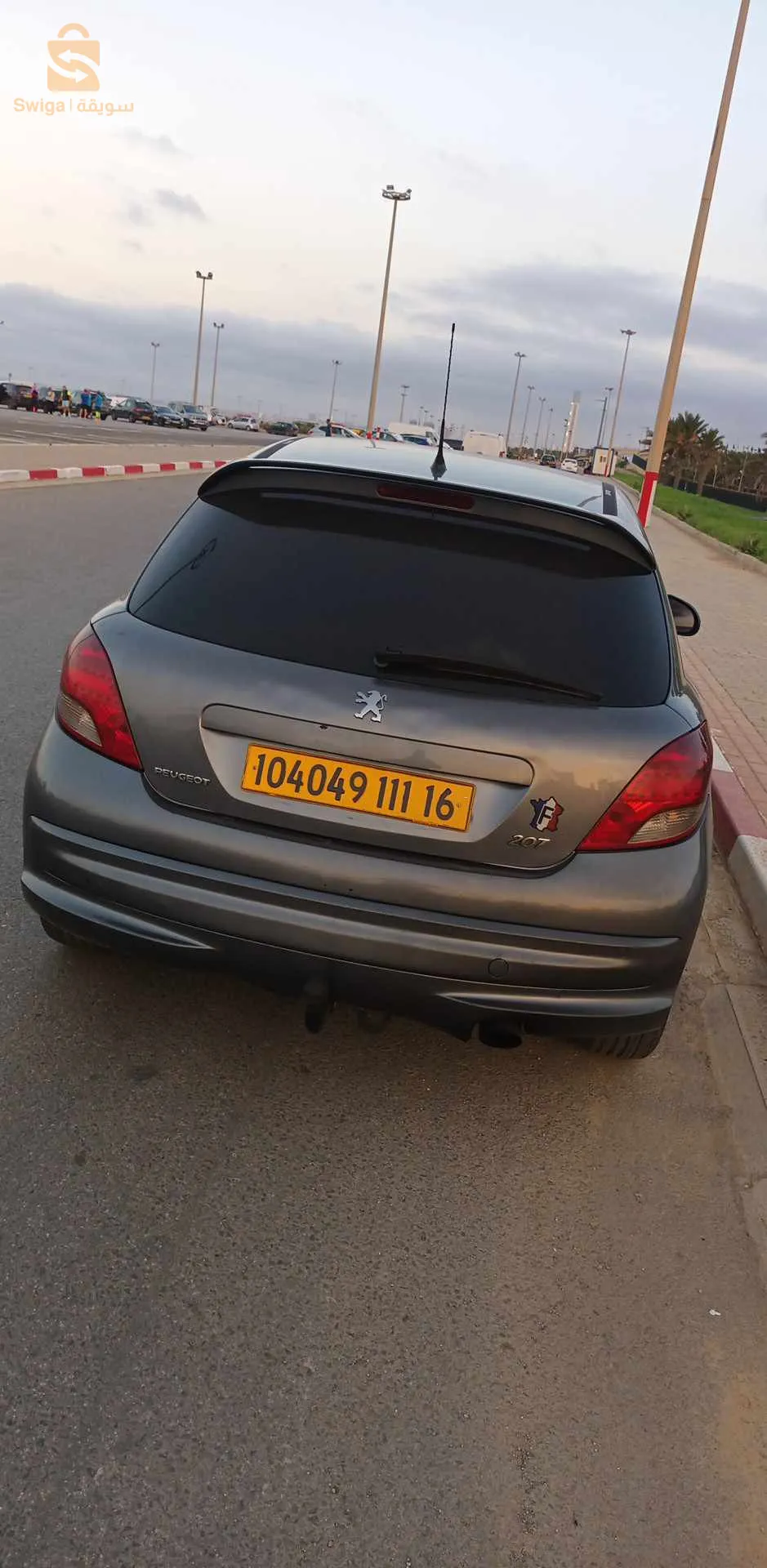 207 1.6hdi
سبيغة فيها بات كاس ادروات وفالبارشوك افو ادروات