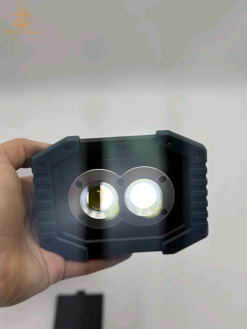 PROJECTEUR 10 W HONEST PRO