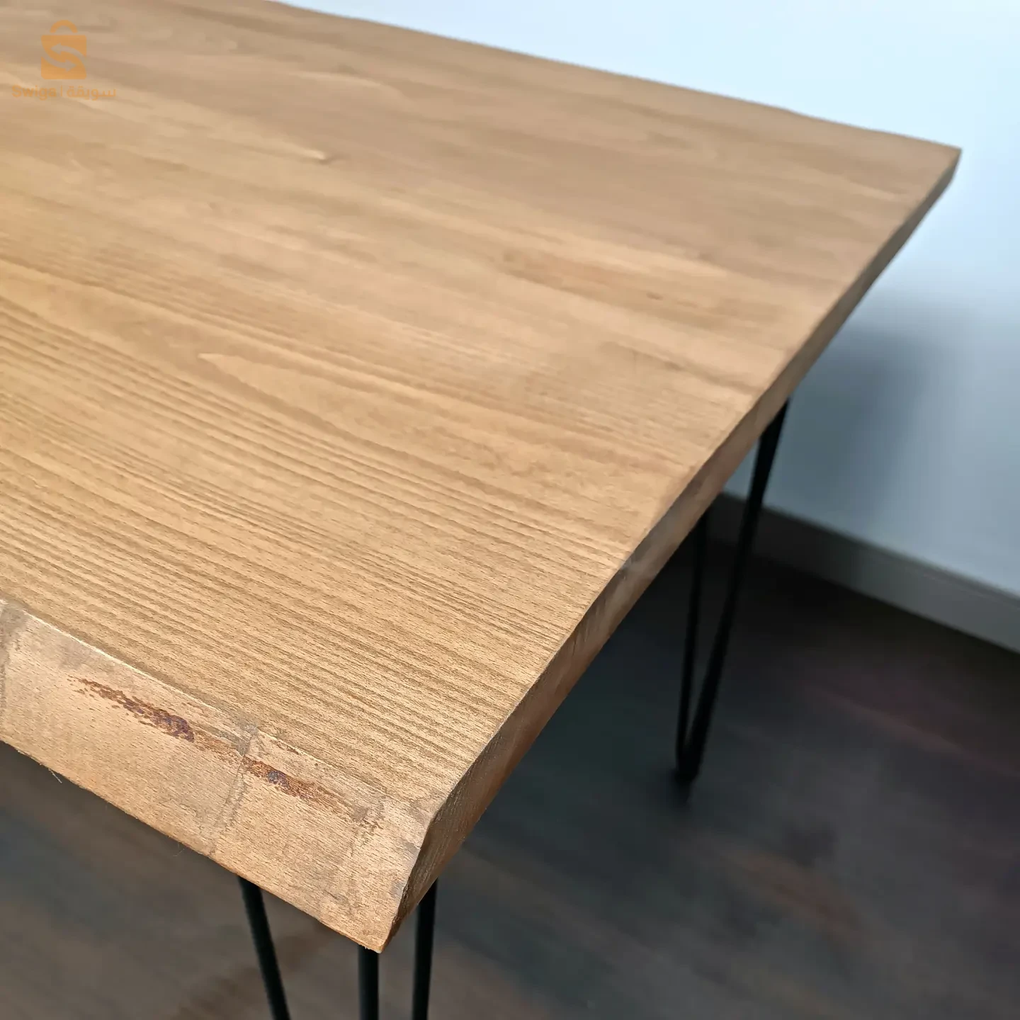 table ,table salle a manger,Pieds