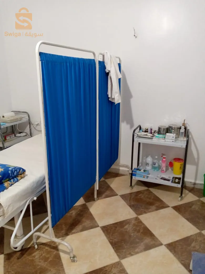 أثاث عيادة طبية