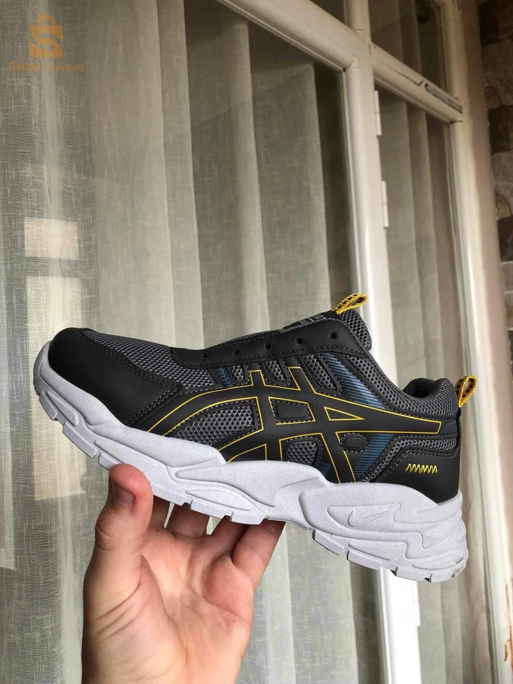 basket ASICS très souple