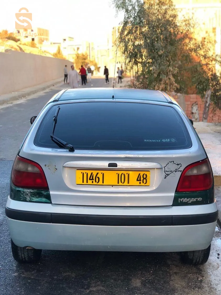 megane mlabas 2001 moteur 1.9dci i bleu