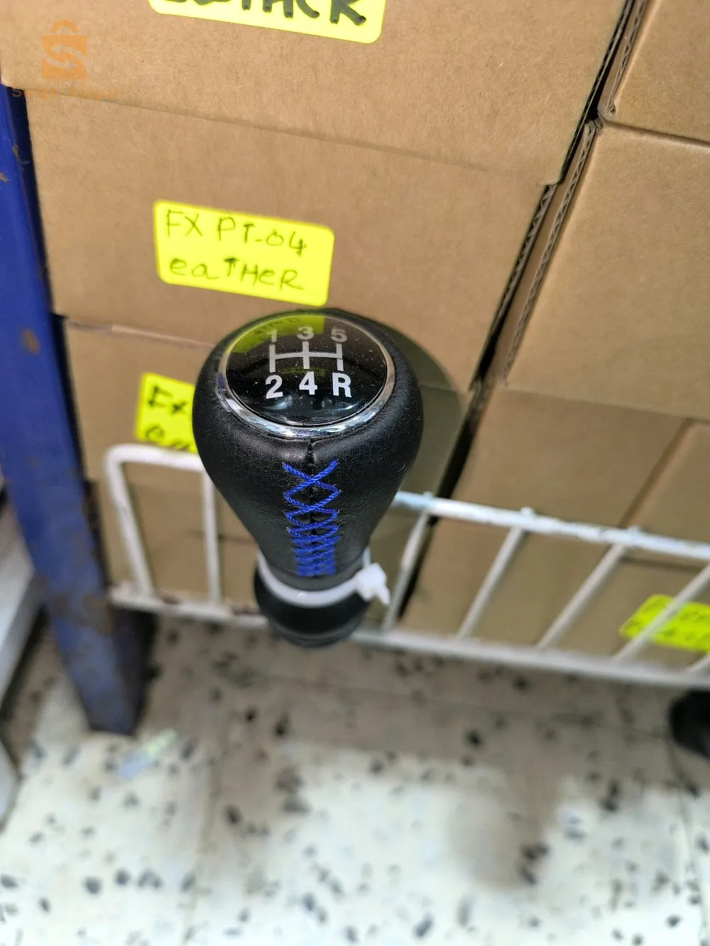 124 / 5 000Résultats de traductionRésultat de traductionQue la paix soit sur vous, vendant toutes sortes d'accessoires automobiles, à des prix abordables et de la plus haute qualité. Boutique à Bab Zawar, quartier de Makudi, vente en gros. 0667312890. Bienvenue.