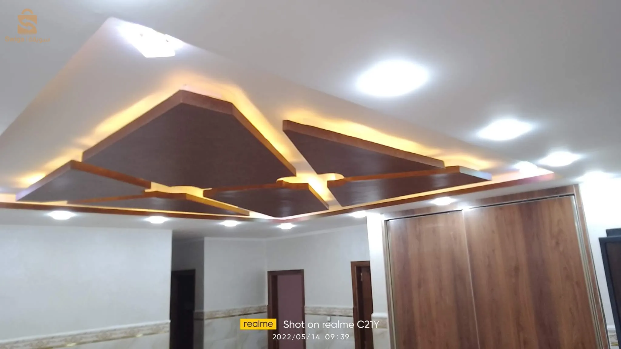 menuiserie aluminium ou un BA13