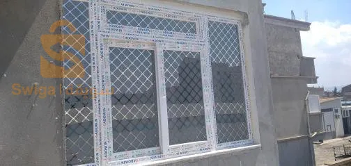 touts les travaux aluminium et pvc 
les ports 
les funatrs 
volé rolont 
balcon 
vitrage 
cabinet de duch