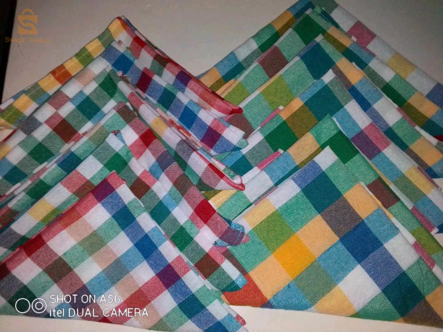 طابلية مع 6 سرفيات عرض رائع لامهات الجزائرية