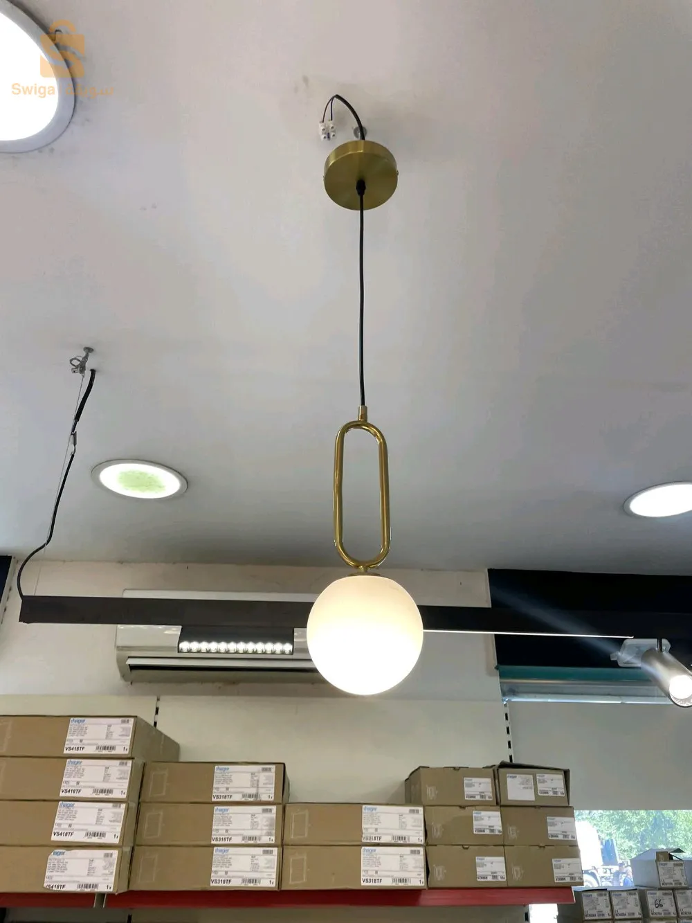 lustres,husblot,spot.ليستر