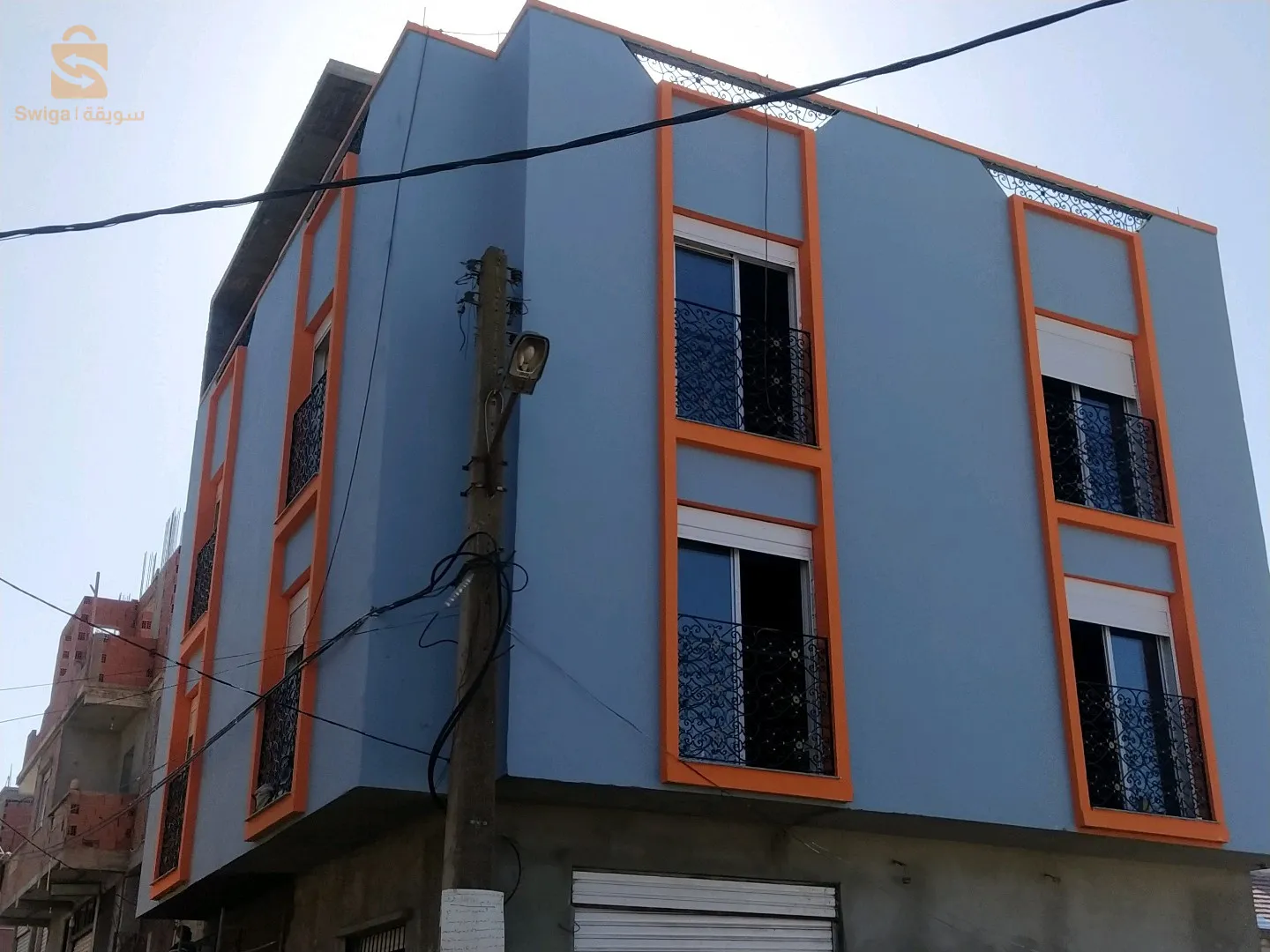 طلاء الجدران و المنازل داخليا و خارجيا décoration de maison extérieur et intérieur