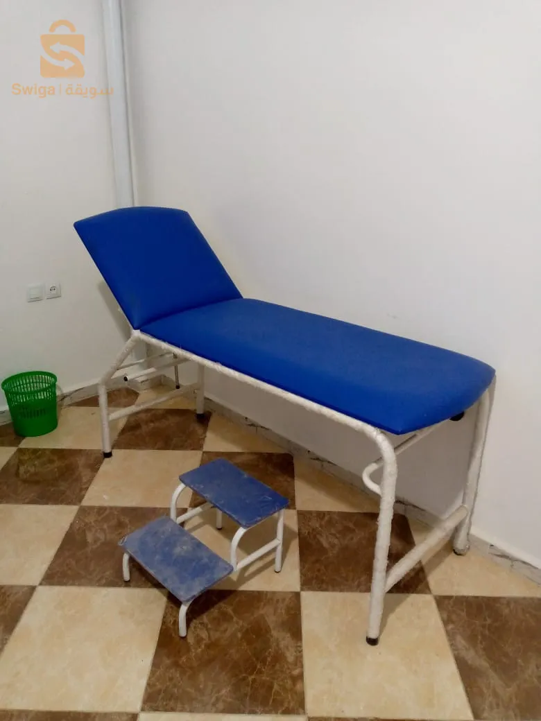 أثاث عيادة طبية