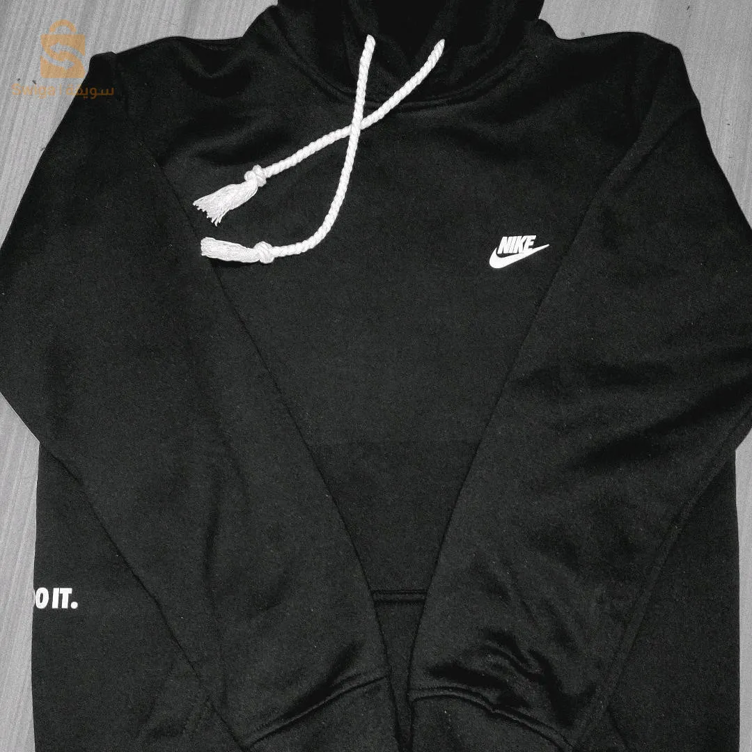 hoodie's et ensemble la Coste Nike Adidas Louis Vuitton Prada
تريكوات كاليتي واعرة تلبس وحدك