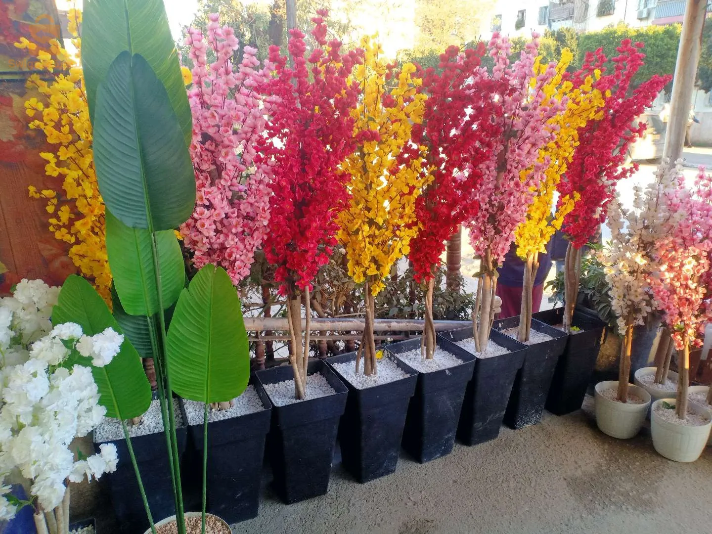 اثاث مفروشات وديكور واضاءة