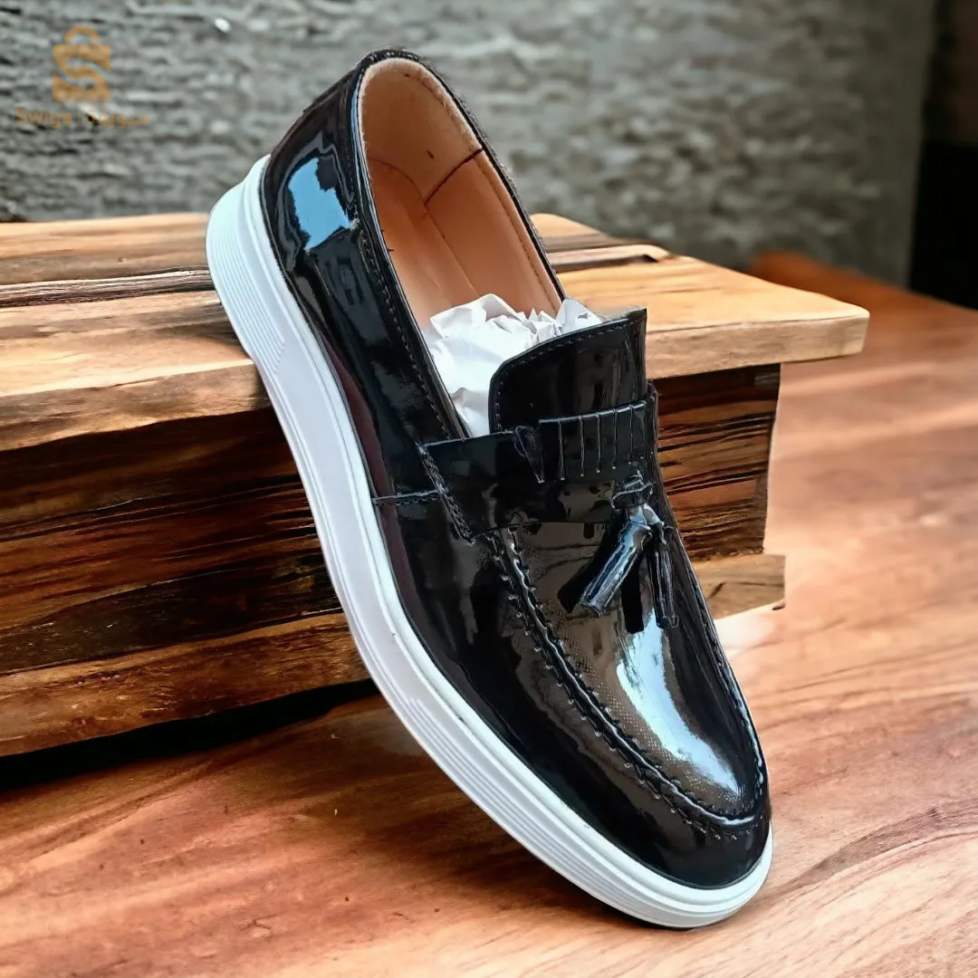 احذية من نوع الرفيع