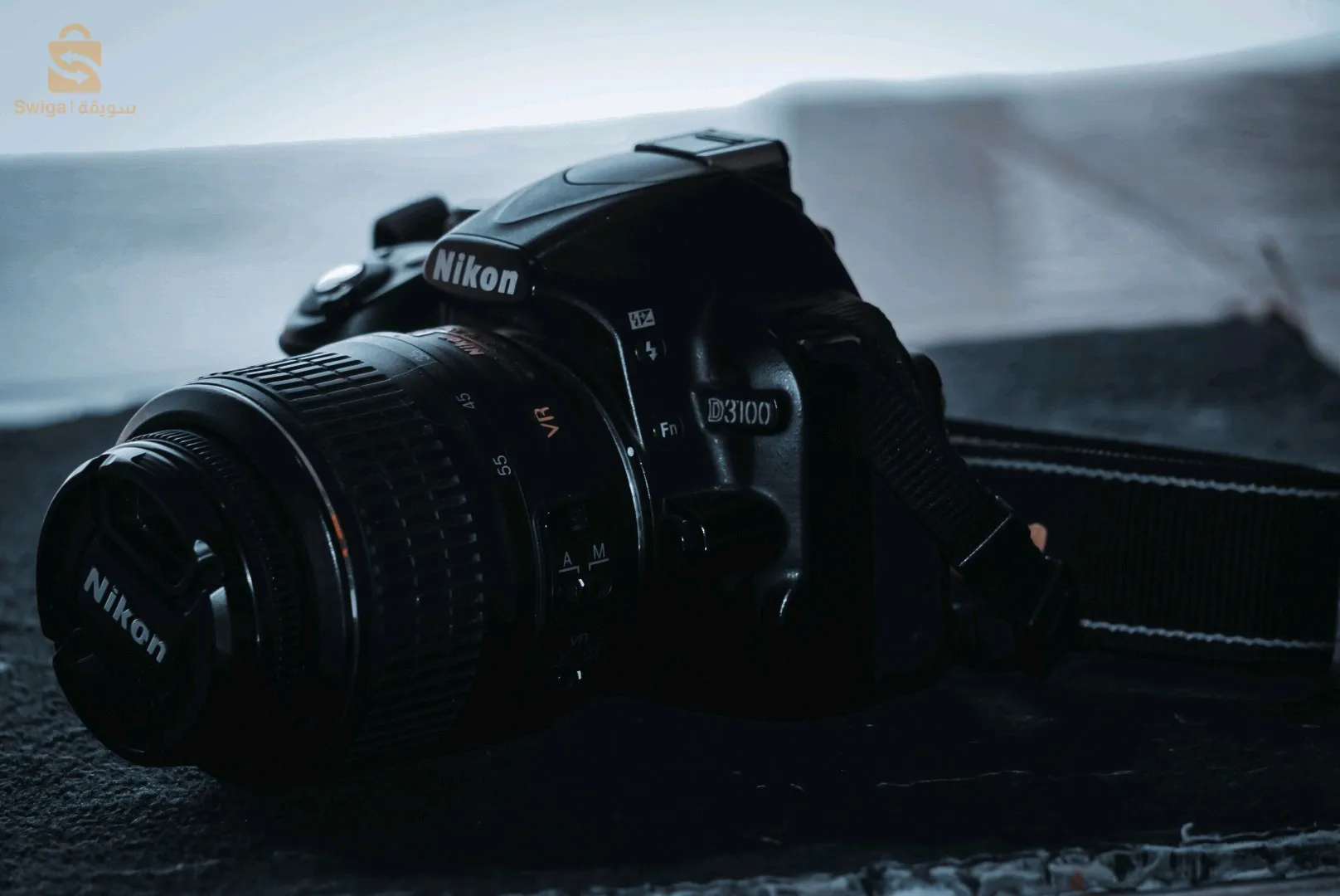 كاميرا نيكون d3100