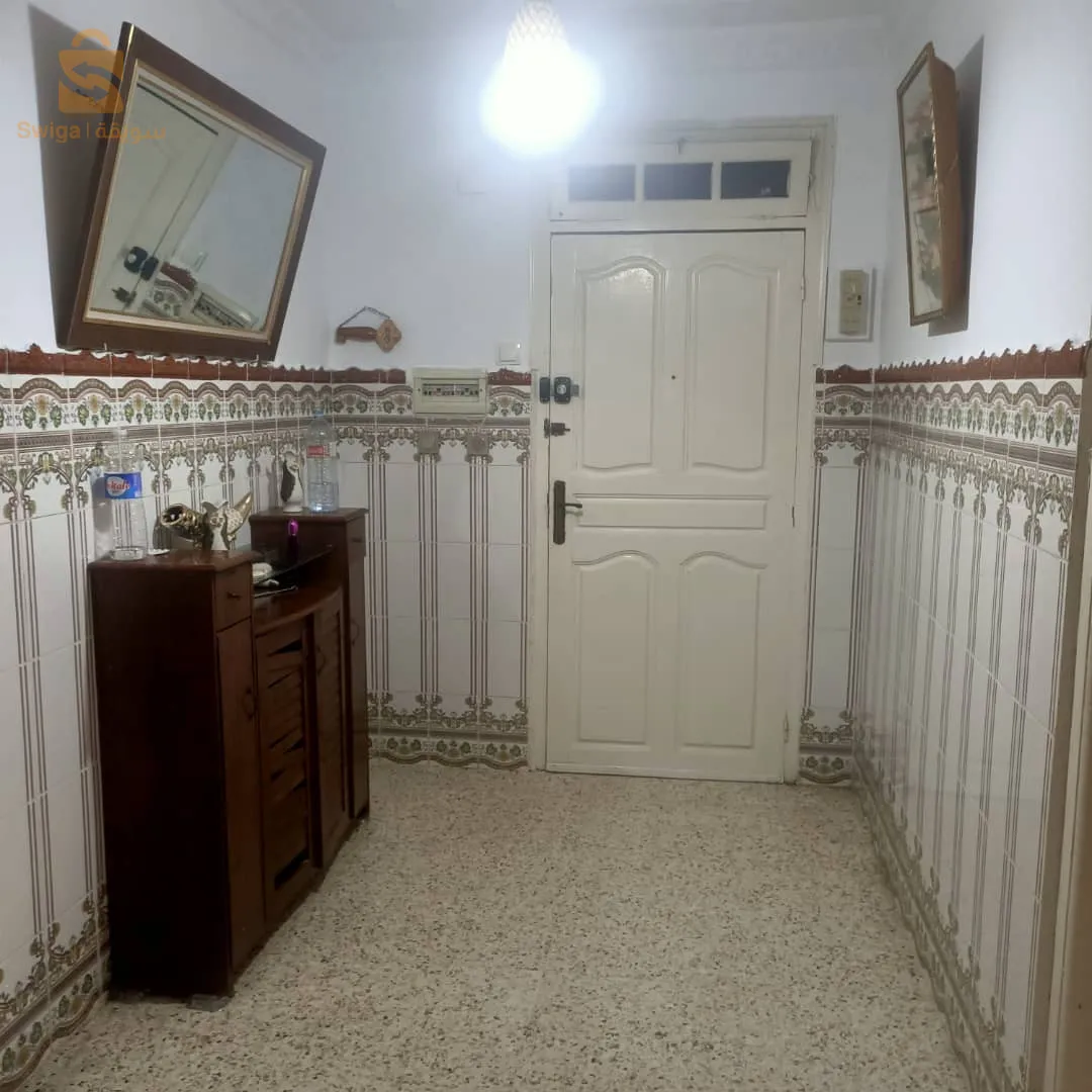 عرض للبيع