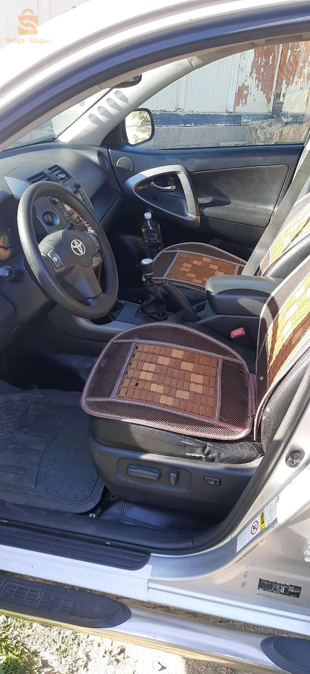 تويوتا RAV 4 2010 2 شلف