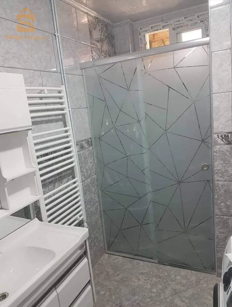 زجاج وانوكس