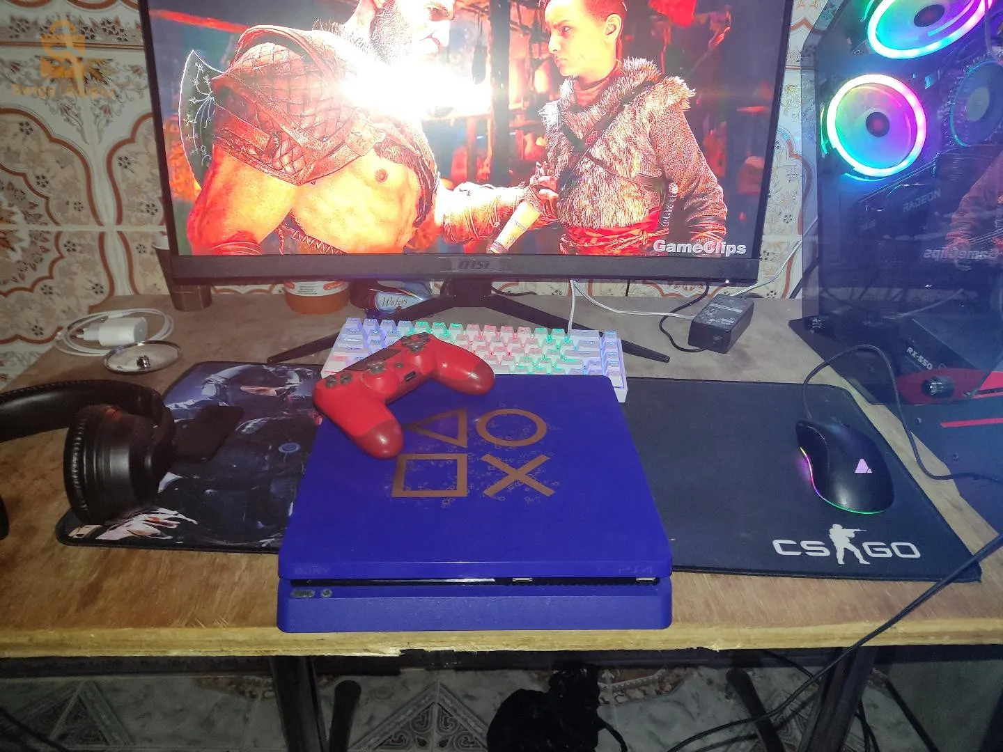 PS 4 slim édition limitée version 11 manneet v2