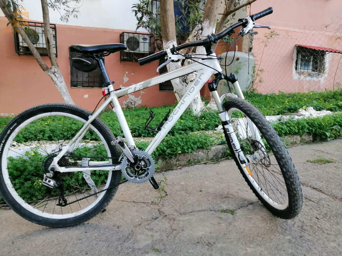 Velo rockrider 8,2 made in France 9