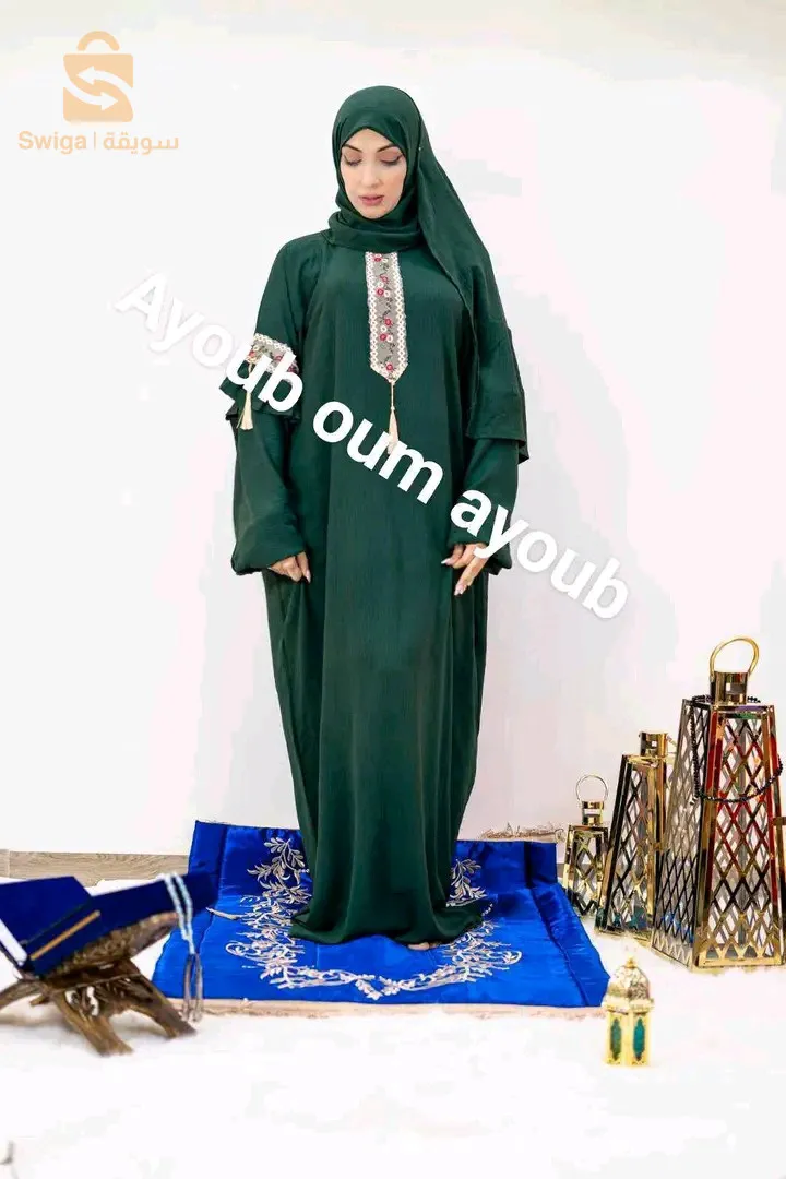 طقم الصلاة قطعتين قماش كريب ستوندار يلبس ليطاي لكبار مع هدية منا لكم و توصيل متوفر مرحبا بكم