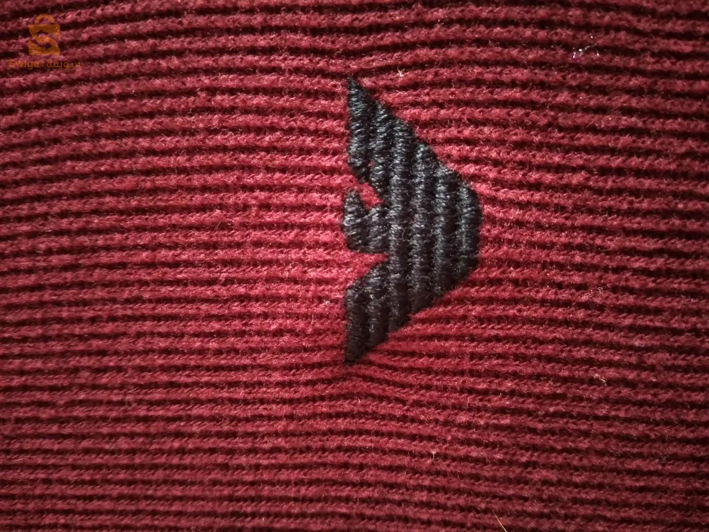 هناك قميص واحد فقط ، سوف أنزع إعلان حينما يباع