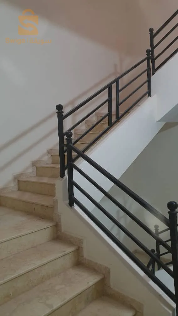 شقة موثثة للبيع
