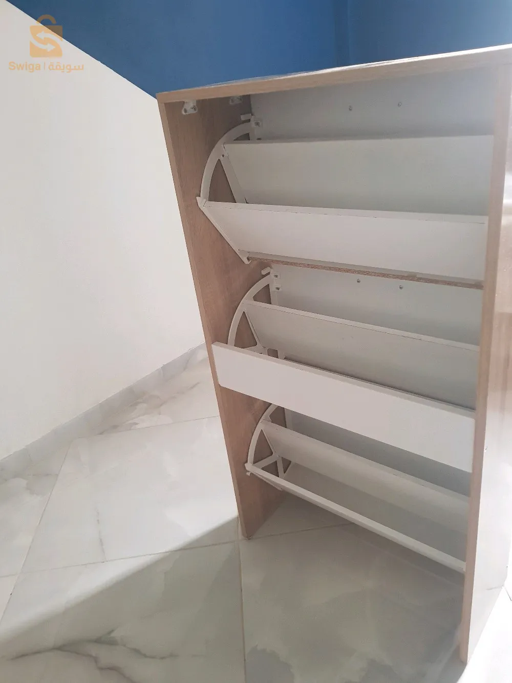 خزانة احذية