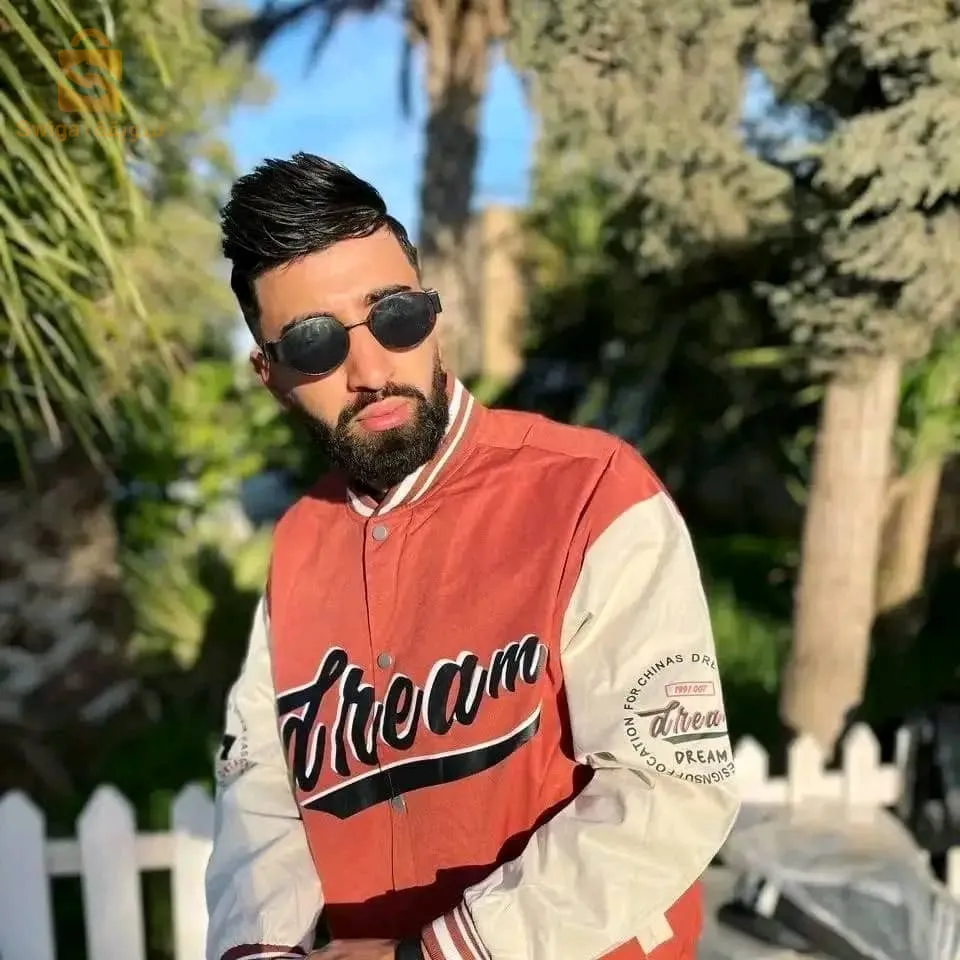 Tous les manteaux sont au même prix