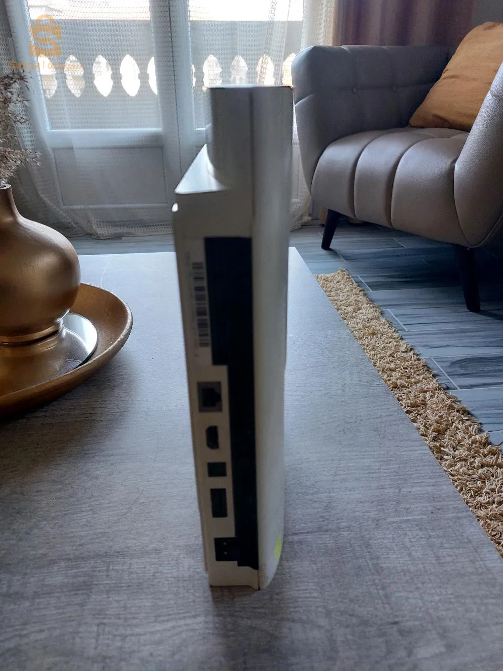 PS3 Slim blanche trés bonne état avec manette d'origine