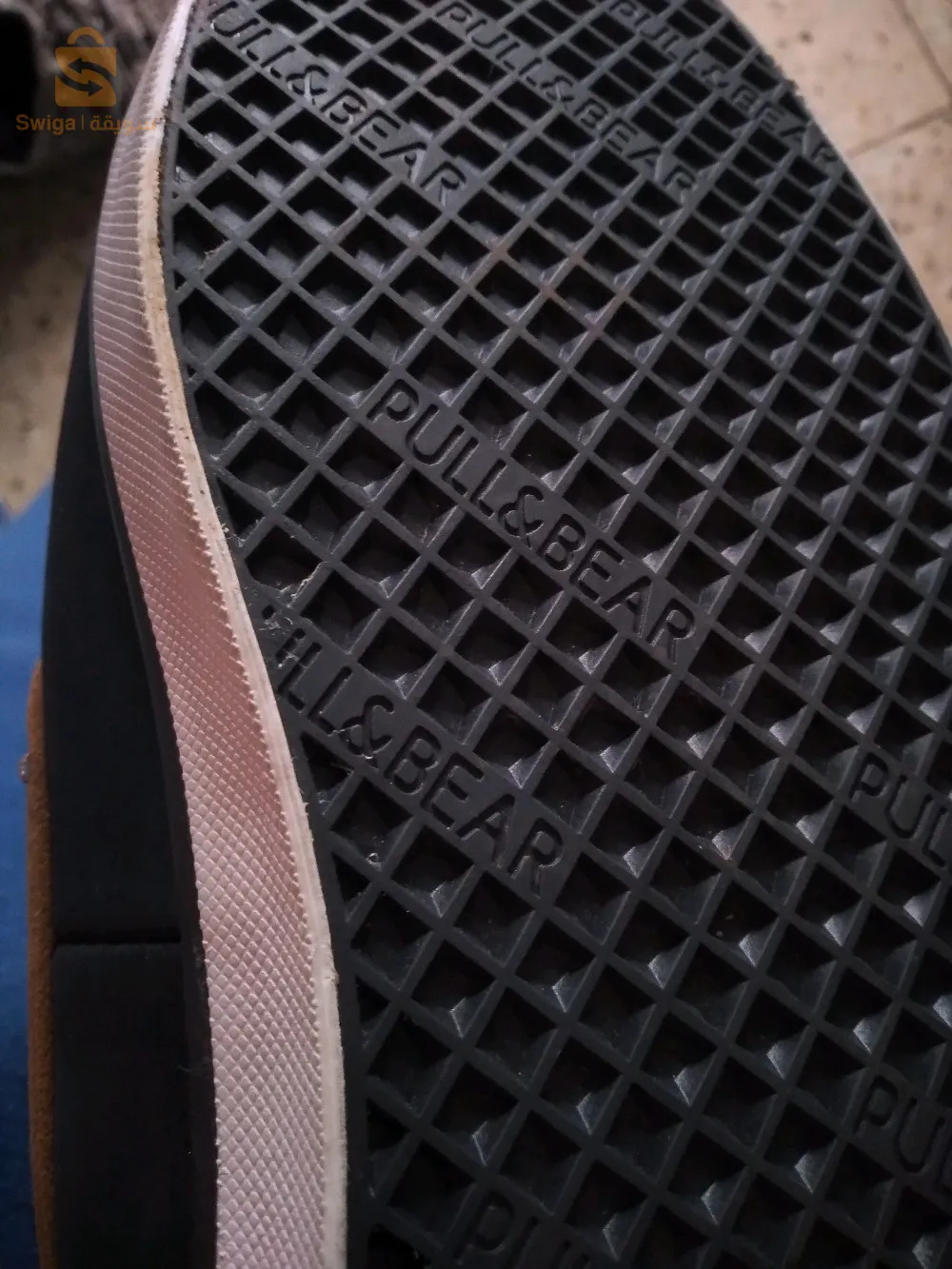 kayan haba wahda bark ki tatba3 nahi hada i3lan , sama mazal ma tba3at dorka ( 44-45)