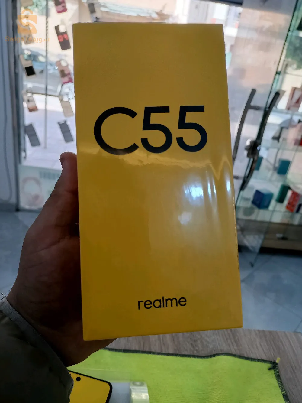 realme c55 
256/8