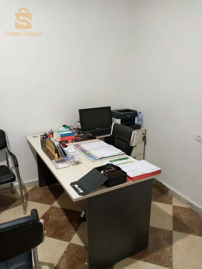 أثاث عيادة طبية