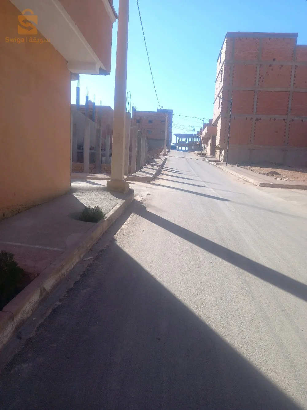 محلات تجارية المساحة 90م٢ الارتفاع 4،50 تجزئة اولاد جديد بيطا بالقرب من مسجد قباء