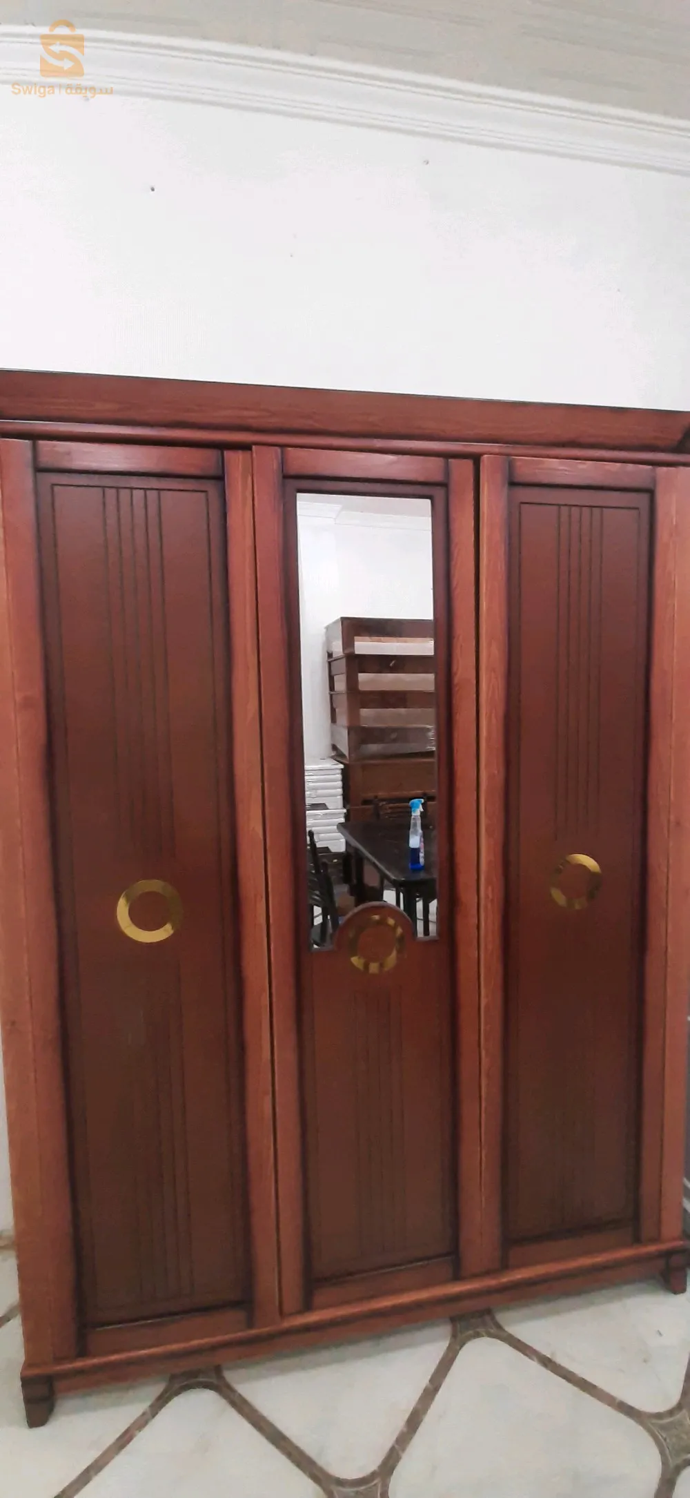 صناعة المطابخ والأثاث المنزلي تجهيز المحلات والشركات